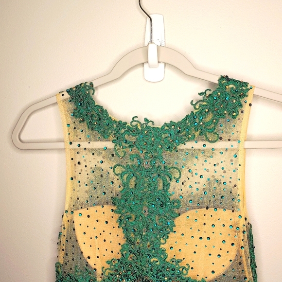 Dave & Johnny long, formal dress, teal green, Size 3/4. - Picture 6 of 16